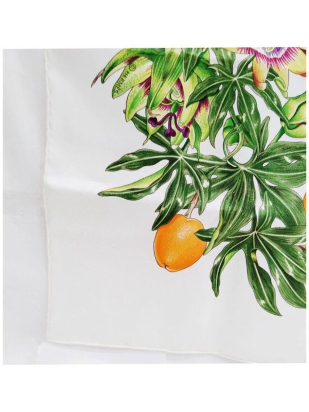 Hermes Carré 90 Silk Scarf Passiflores Floral - Picture 7 of 10